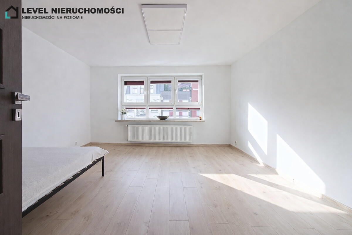 Elbląg LEVEL NIERUCHOMOŚCI Dwupoziomowe mieszkanie starówkaul. Stary Rynek NIERUCHOMOŚCI NA POZIOMIE