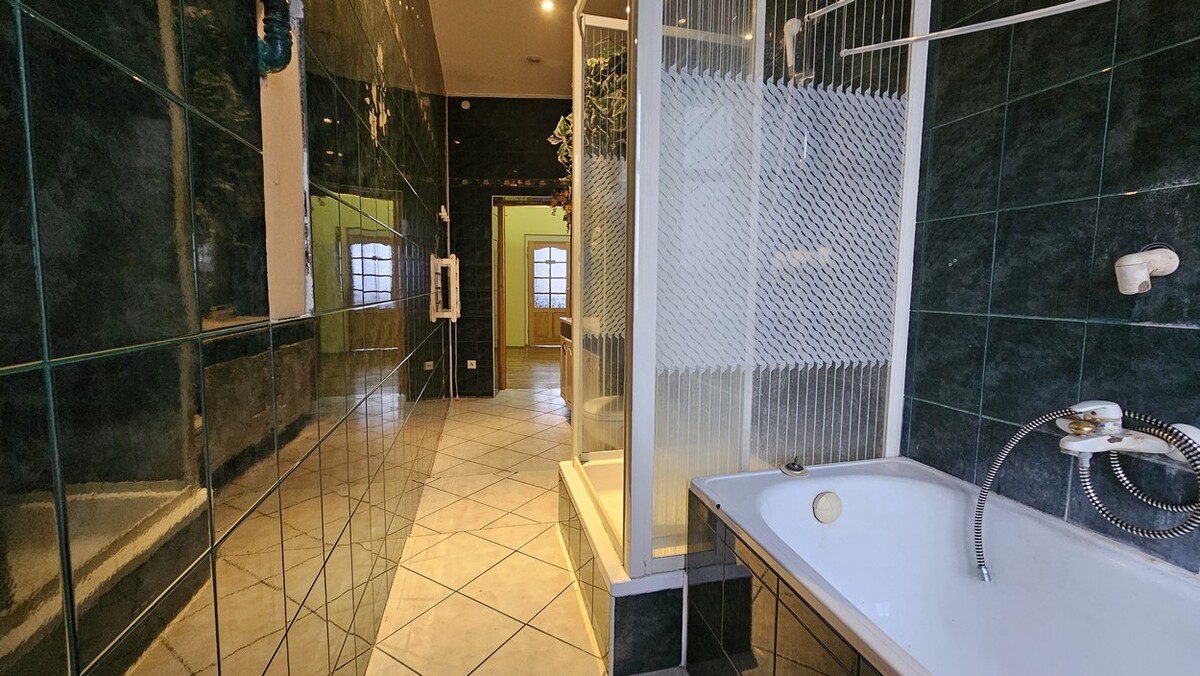 Elbląg BIURO NIERUCHOMOŚCISZULC& SZULCMieszkanie - Elbląg ul. GrunwaldzkaPowierzchnia: 120 m2Mieszkanie w