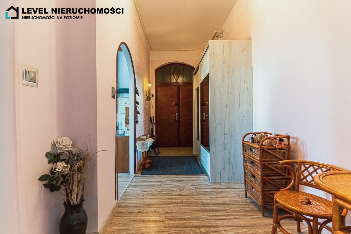 Elbląg LEVEL NIERUCHOMOŚCI Przestrzenne mieszkanie w kamienicy, aleja Grunwaldzka, Elbląg NIERUCHOMOŚCI NA