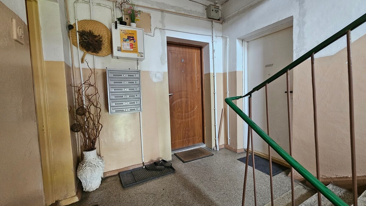 Elbląg BIURO NIERUCHOMOŚCISZULC& SZULCMieszkanie 3 pokoje - Braniewo, ul. Armii KrajowejPowierzchnia mieszkania: