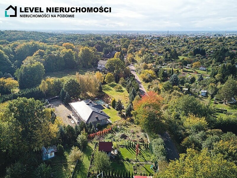Elbląg LEVEL NIERUCHOMOŚCI Posesja w mieścieul. Okrężna, Elbląg NIERUCHOMOŚCI NA POZIOMIE