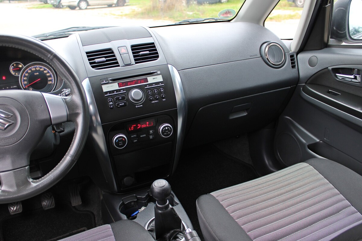 Elbląg SUZUKI SX4 Silnik : 1.6 120KM (Benzyna)Zarejestrowany i ubezpieczony!