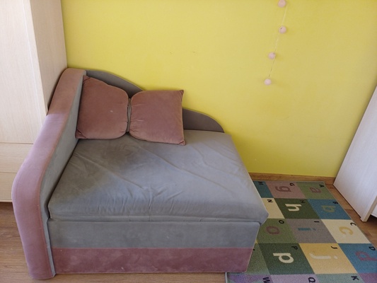 Elbląg Sprzedam 2 łóżka-sofy dziecięce
Mam na sprzedaż dwa łóżka-sofy dziecięce:
Łóżko-sofa dla dziewczynki
*
