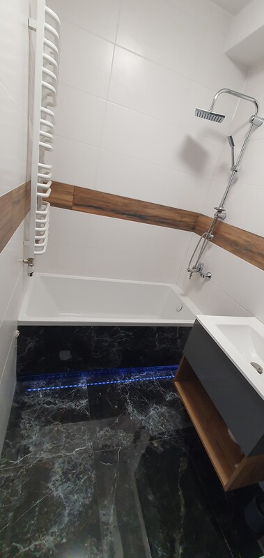 Elbląg Mieszkanie po remoncie z balkonem 57,3 m² położone przy ul. Królewieckiej na 3 piętrze w pięknej odnowionej