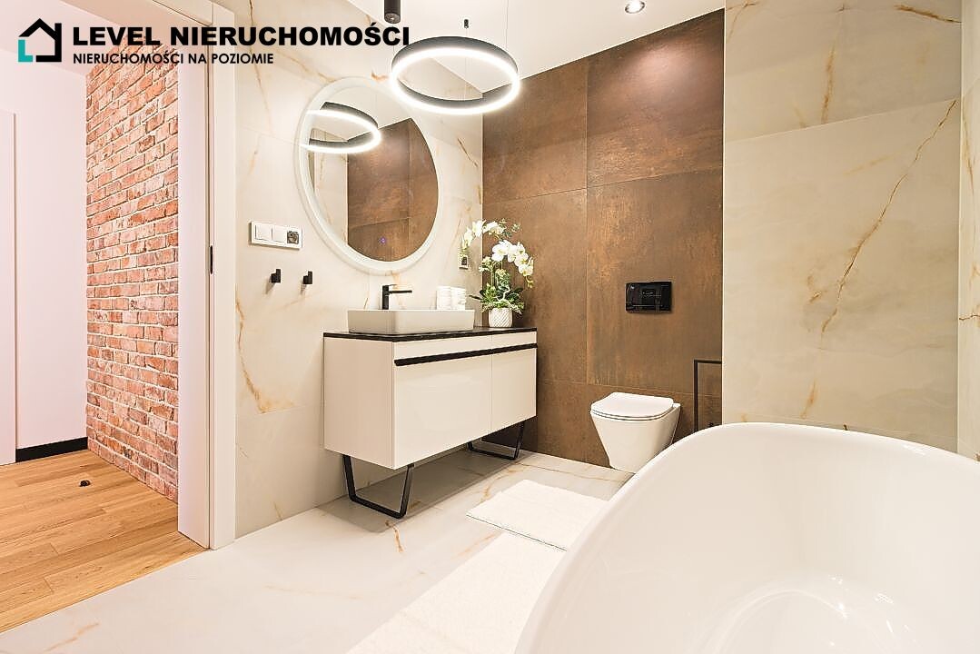 Elbląg LEVEL NIERUCHOMOŚCI Dwupoziomowy apartament w Regal Park NIERUCHOMOŚCI NA POZIOMIE