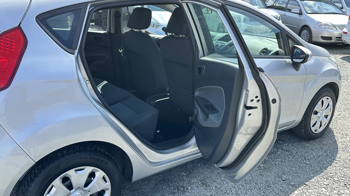 Elbląg Auto Leew LEWANDOWSKI Kupujemy i Sprzedajemy tylko dobre auta Za auta z Polskiego Salonu Płacimy Najwięcej FORD