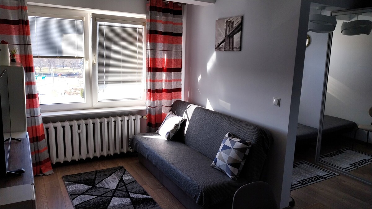 Elbląg 🏡 KAWALERKA – 2 Pokoje do wynajęcia! 🌟