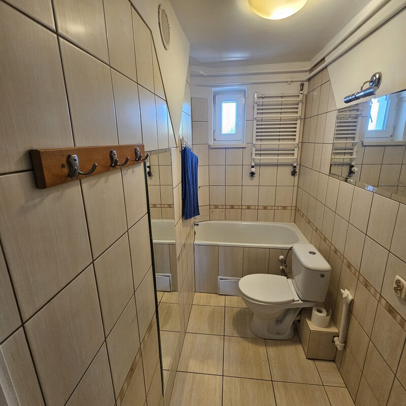 Elbląg DOM NIERUCHOMOŚCIOFERUJEMY NA SPRZEDAŻMIESZKANIE 2 POKOJOWEPow. 32 m2Blisko Park