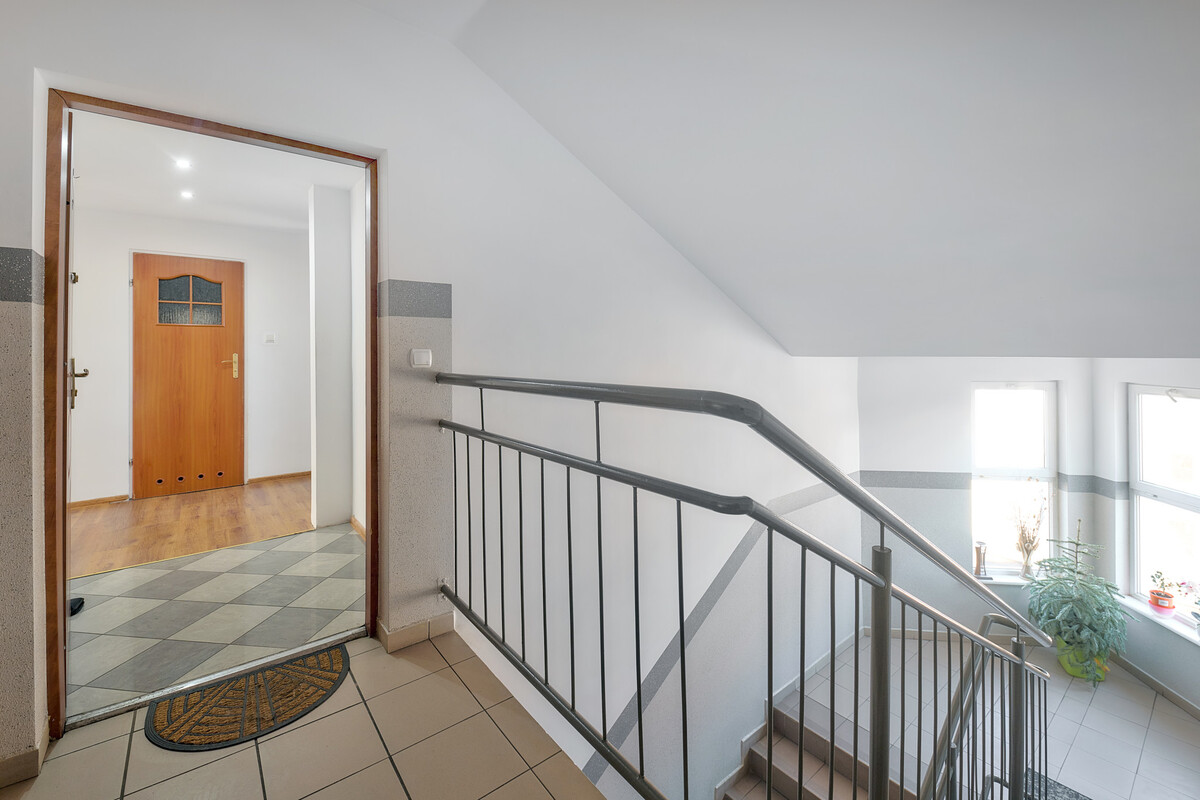 Elbląg Mieszkanie dwupoziomowe w Pasłęku. zobacz film :https://youtu.be/rRed32pFPiE?si=3KXBfNS-w-IWXyZs