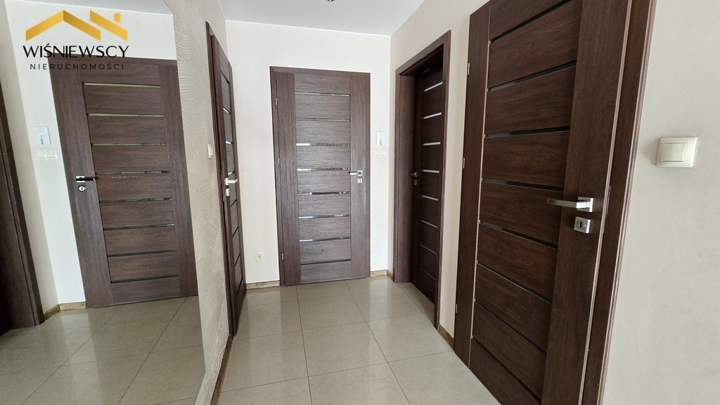 Elbląg WIŚNIEWSCY NIERUCHOMOŚCI Sp. z o.o.Sprzedam dom - Jegłownik, Gronowska. Oferta:
Na sprzedaż funkcjonalny