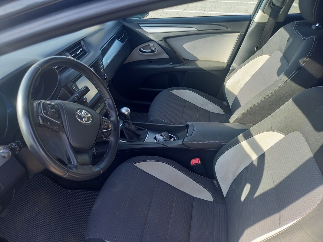 Elbląg Sprzedam Toyota Avensis 2.0 D-4D Active Business