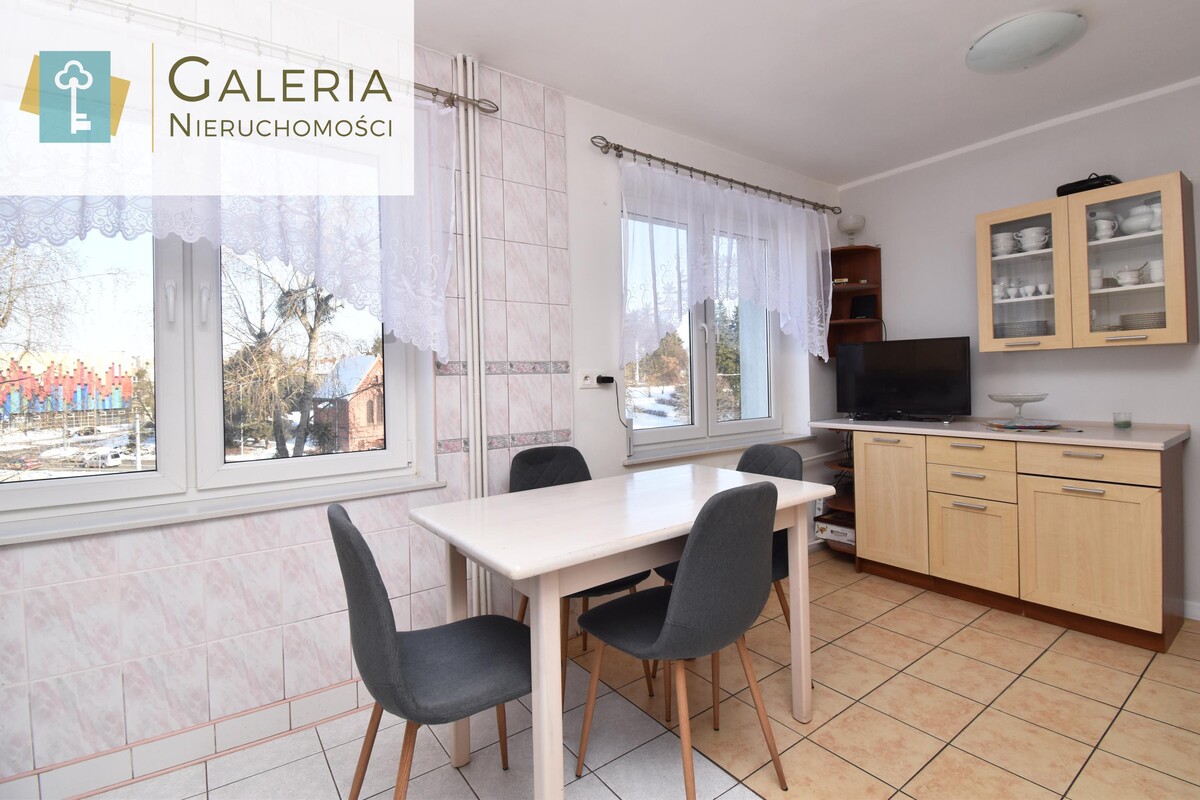 Elbląg GALERIA NIERUCHOMOŚCIZ pasji i miłości do nieruchomościNa sprzedaż: Trzy pokoje, balkon, świetna