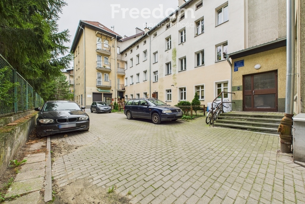 Elbląg FREEDOM NIERUCHOMOŚCISprzedam mieszkanie - Elbląg, Słoneczna. Jasne 2 pokoje na ostatnim piętrze – Elbląg, ul.