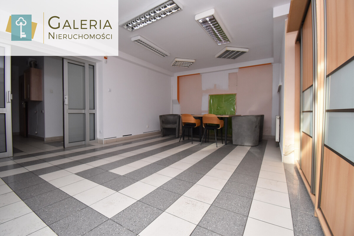 Elbląg GALERIA NIERUCHOMOŚCIZ pasji i miłości do nieruchomości Na wynajem: Dwupoziomowy lokal usługowy