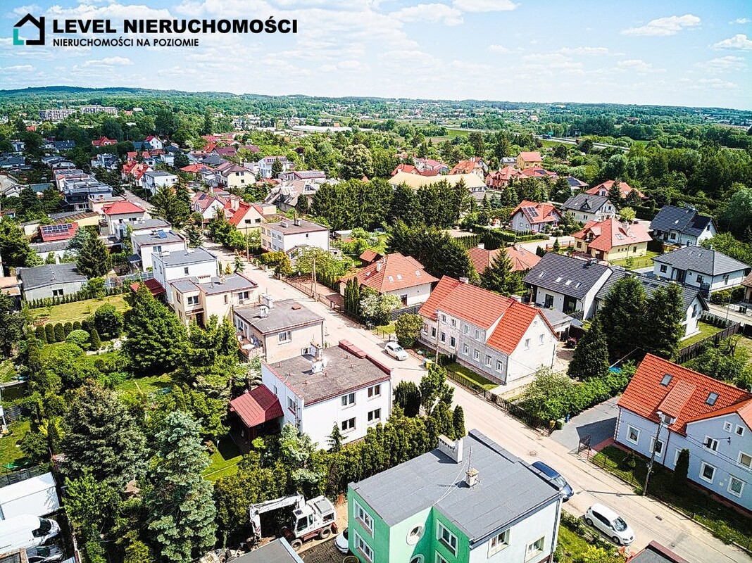 Elbląg LEVEL NIERUCHOMOŚĆI Czteropokojowe mieszkanie z ogródkiemul. Dębowa63,5 m2 NIERUCHOMOŚCI NA