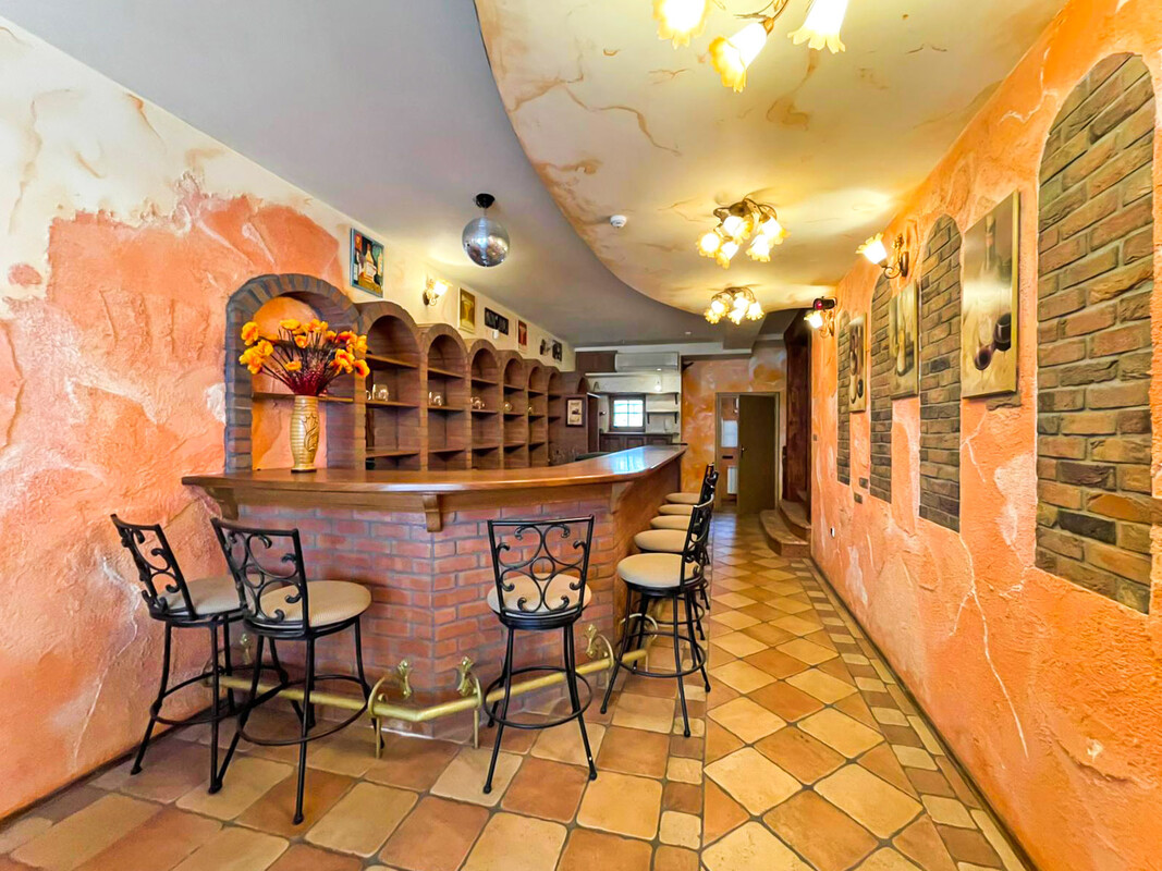 Elbląg 🏠 DE FACTO NIERUCHOMOŚCI🏠 TWÓJ ZAUFANY PARTNER! KAMIENICA NA STARYM MIEŚCIE W