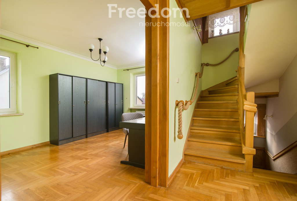 Elbląg FREEDOM NIERUCHOMOŚCISprzedam dom - Elbląg, Zofii Nałkowskiej. Atrakcyjny dom położony w malowniczej