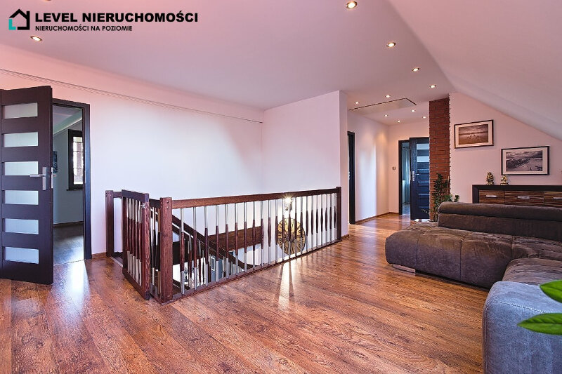 Elbląg LEVEL NIERUCHOMOŚCIPrzepiękny dom wolnostojącyKarczowiska GórneNIERUCHOMOŚCI NA POZIOMIE