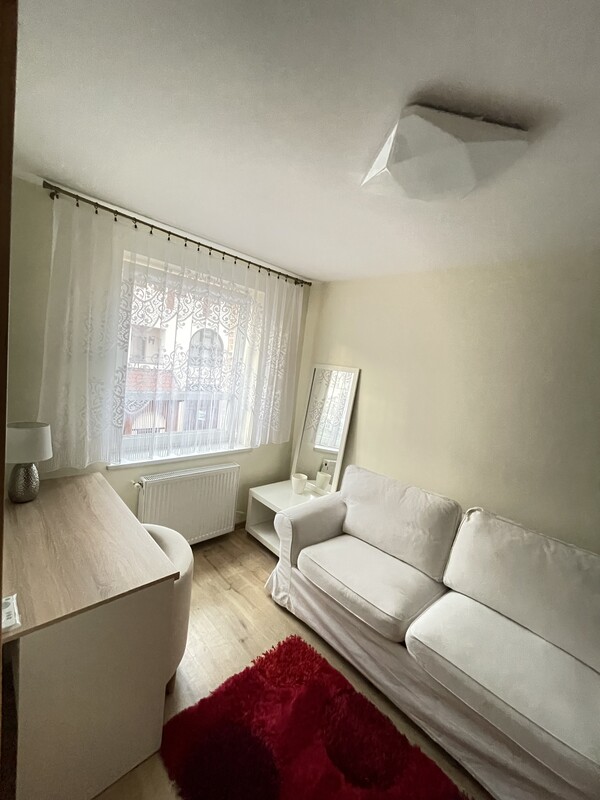 Elbląg Do wynajęcia apartament (najem okazjonalny) położony na Starym Mieście w Elblągu przy ul. Wieżowej z miejscem