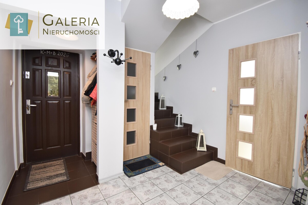 Elbląg GALERIA NIERUCHOMOŚCIZ pasji i miłości do nieruchomościNa sprzedaż: Dom w otoczeniu