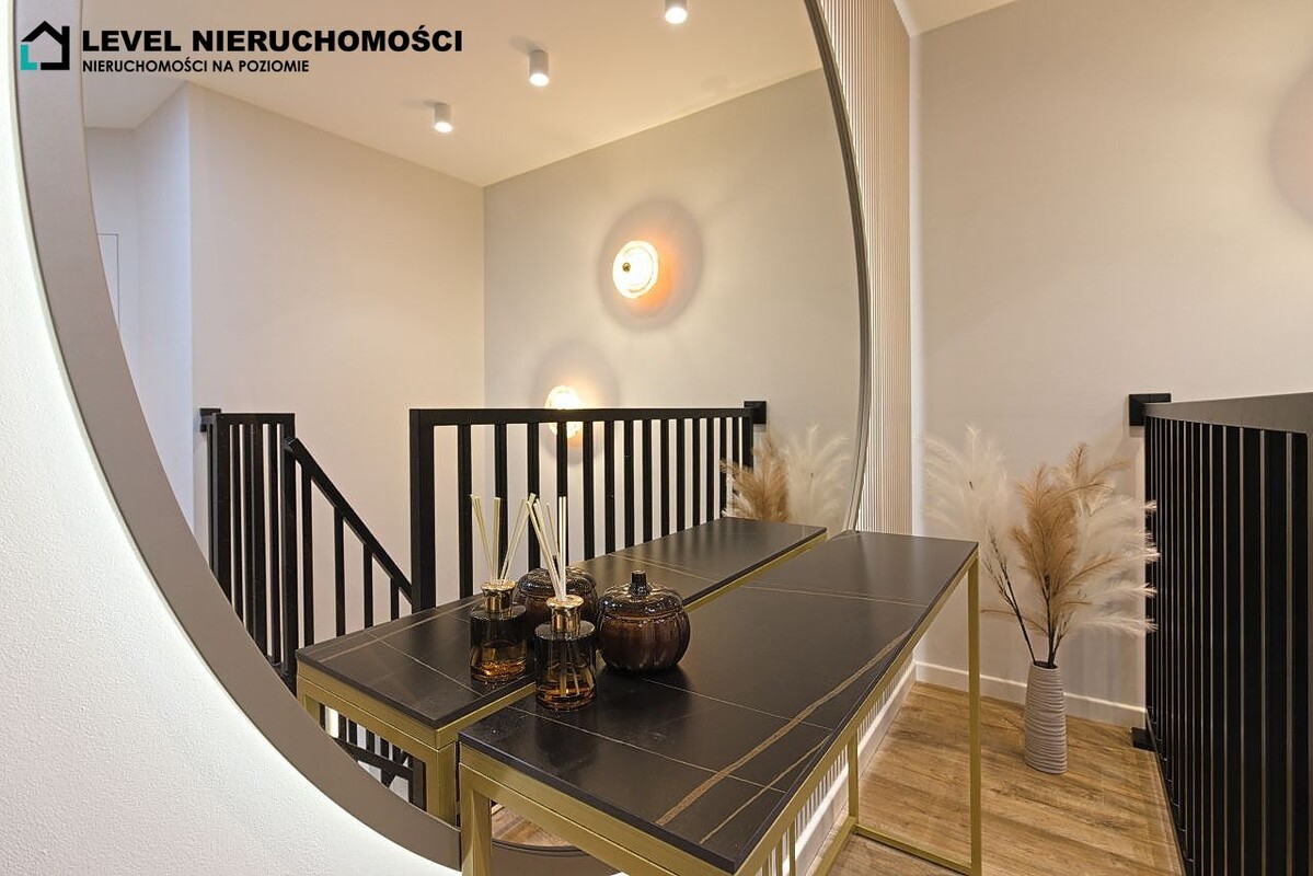 Elbląg LEVEL NIERUCHOMOŚCI  Genialne mieszkanie dwupoziomowe, ul. Topolwa, Elbląg  NIERUCHOMOŚCI NA POZIOMIE