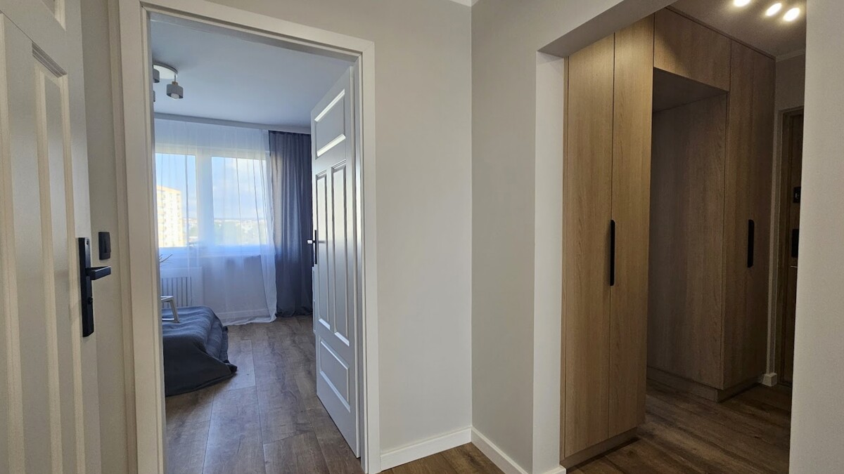 Elbląg KWADRAT NIERUCHOMOŚCI3 pokojowepo generalnym remonciebalkonnowoczesna windadostępne od zaraz