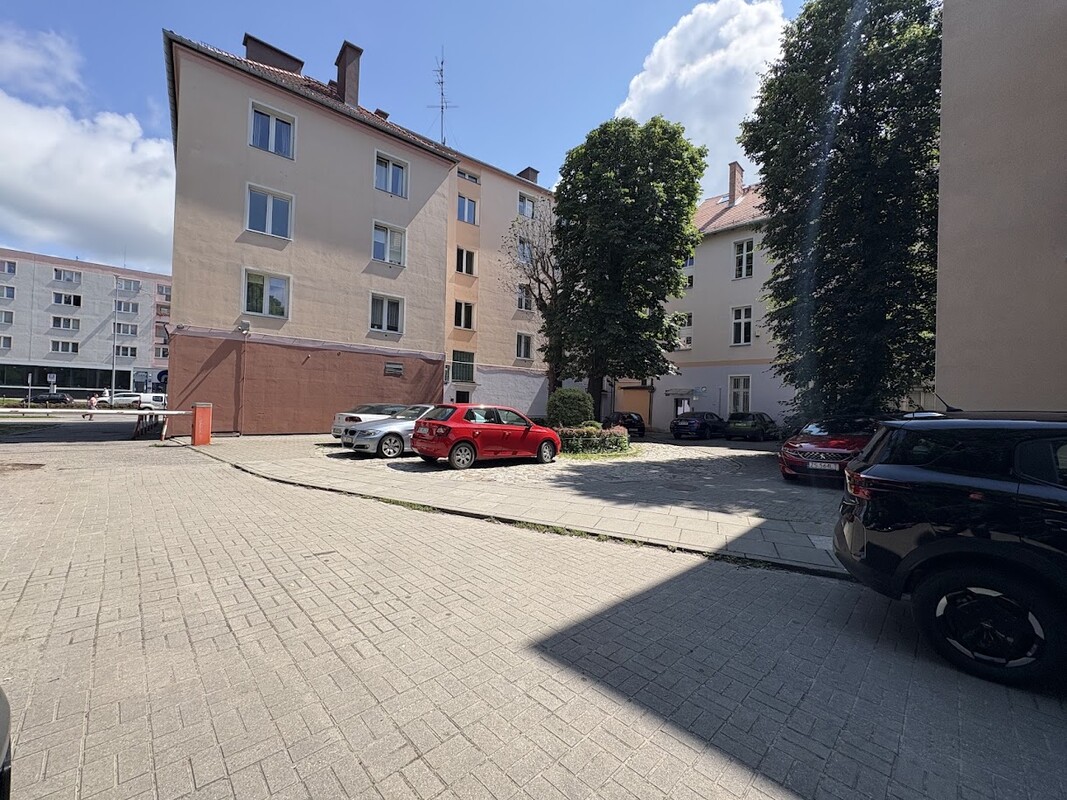 Elbląg KWADRAT NIERUCHOMOŚCI3 POKOJOWE1 PIETROMEDIA Z MIASTACENTRUM
