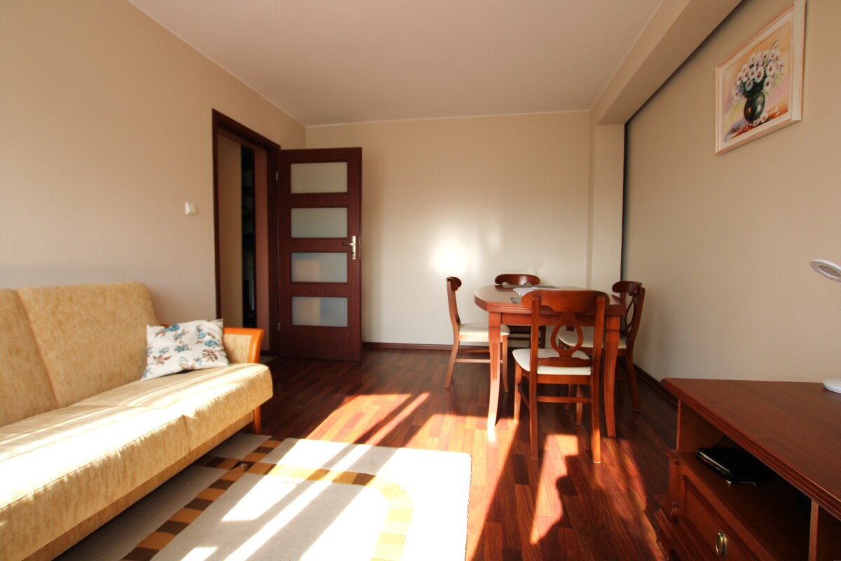 Elbląg NIERUCHOMOŚCI ANNA KRASZEWSKA Mieszkanie dwupokojowe gotowe do wprowadzenia ul. Barona