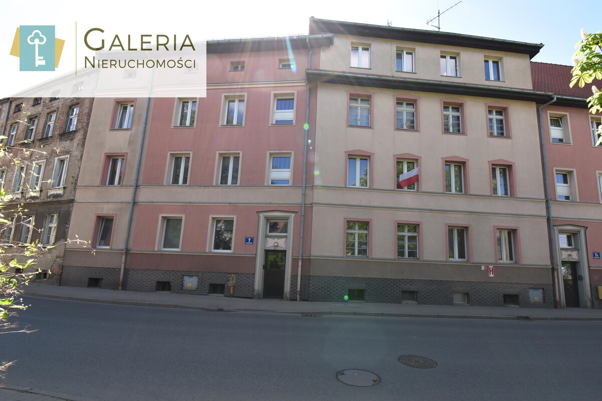 Elbląg GALERIA NIERUCHOMOŚCIZ pasji i miłości do nieruchomościNa sprzedaż: Trzypokojowe, przytulne mieszkanie, II