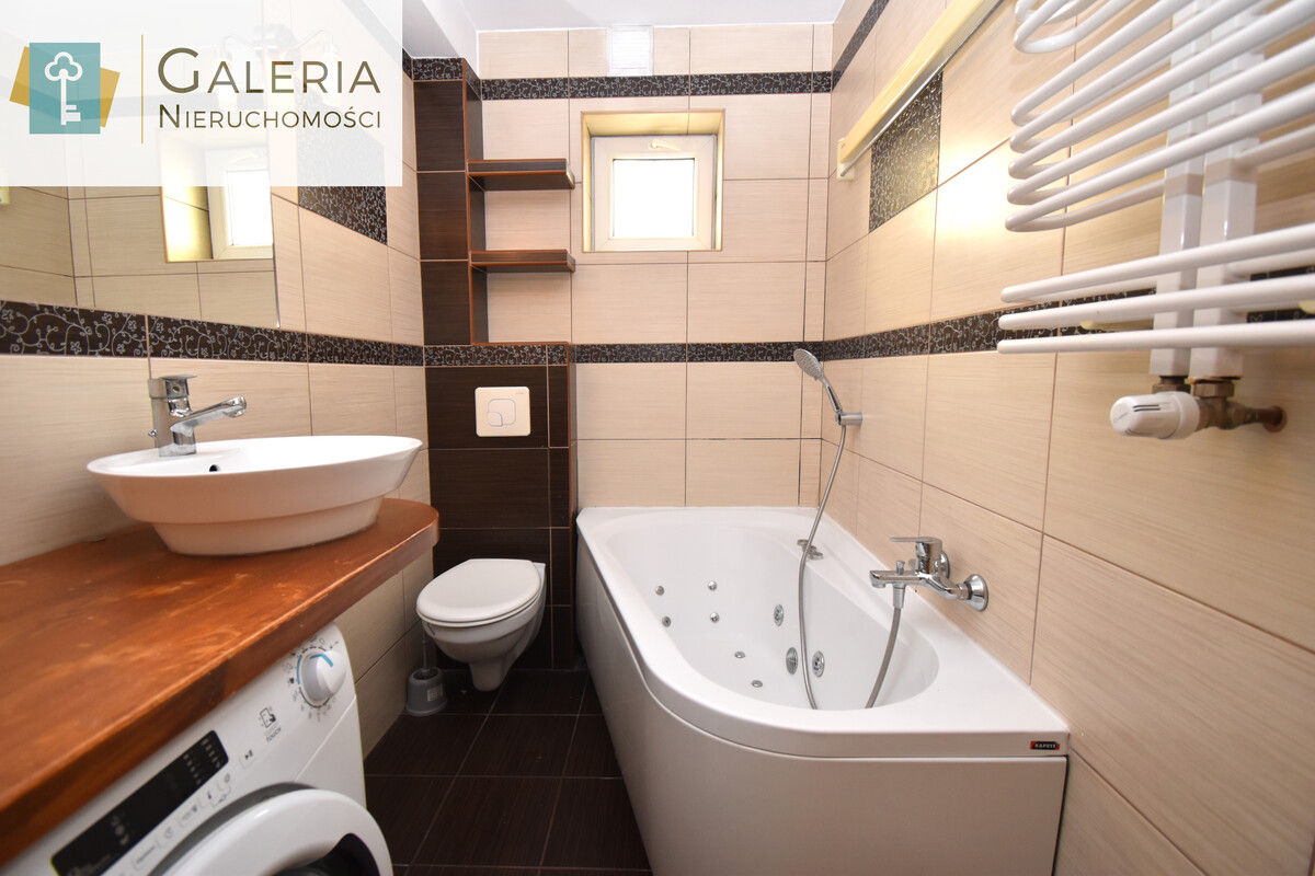 Elbląg GALERIA NIERUCHOMOŚCIZ pasji i miłości do nieruchomościNa sprzedaż: Czteropokojowy dom w zabudowie szeregowej