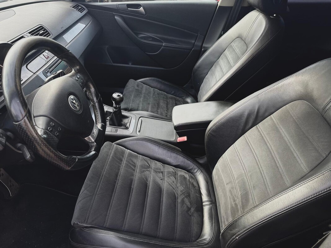 Elbląg Volkswagen Passat 2.0 R z 2009 roku, 200PS