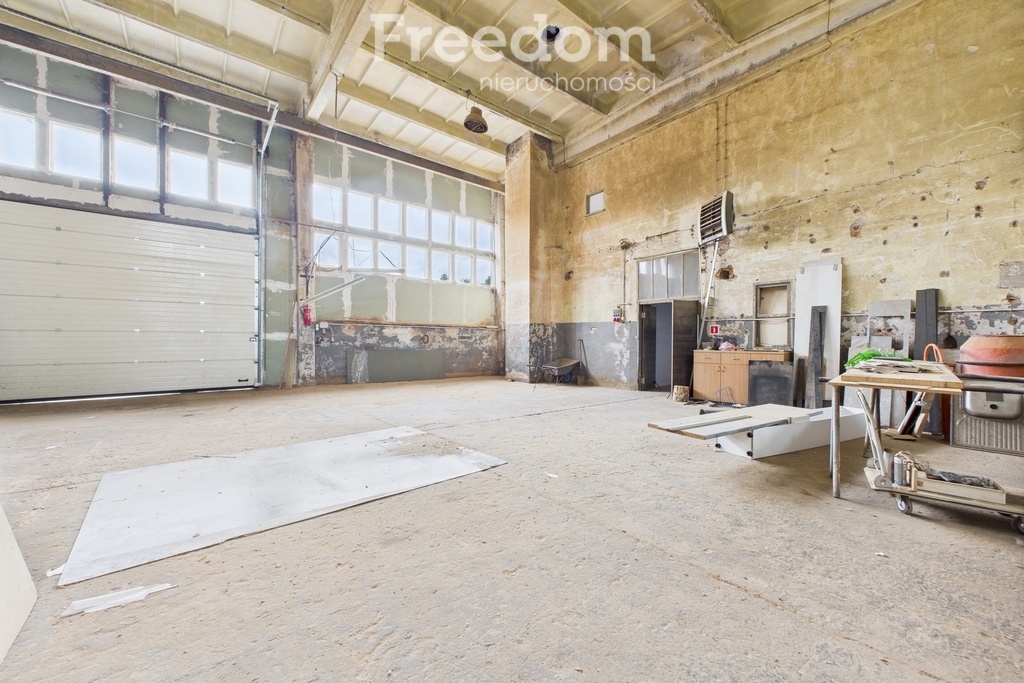 Elbląg FREEDOM NIERUCHOMOŚCISprzedam lokal użytkowy - Markusy. Na sprzedaż funkcjonalna, dwukondygnacyjna hala o