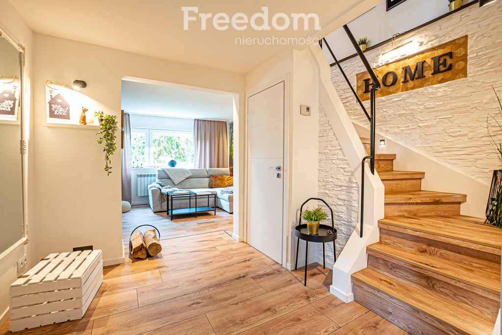 Elbląg FREEDOM NIERUCHOMOŚCIWynajmę dom - Elbląg, Iławska. Komfortowy dom do wynajęcia w spokojnej części miasta