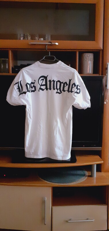 Elbląg Sprzedam odzież damską za symboliczne 50zl. .. .ciuszki w rozmiarze od s do L. .. .. .są kurtki, szaliczki,