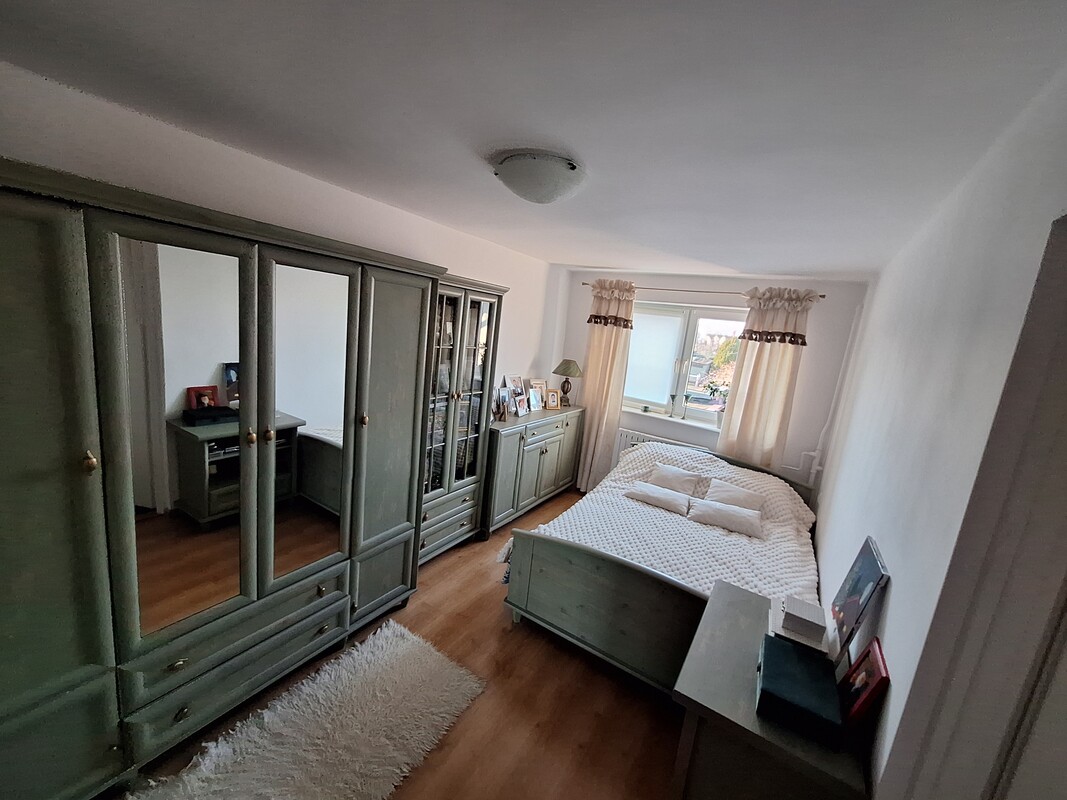 Elbląg Sprzedam dom w zabudowie bliźniaczej z dwoma garażami położony w Tolkmicku. Powierzchnia działki