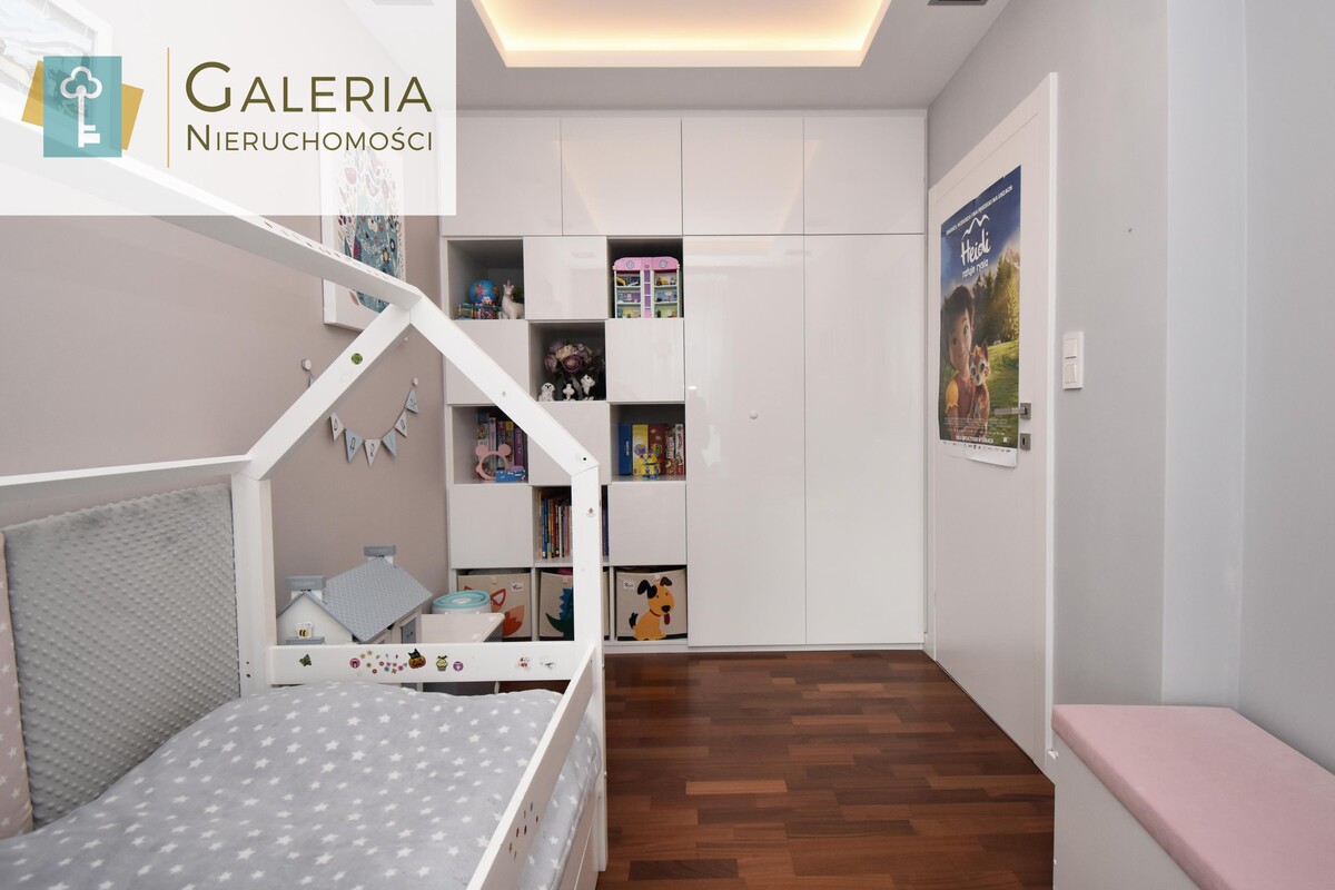 Elbląg GALERIA NIERUCHOMOŚCIZ pasji i miłości do nieruchomościNa sprzedaż: Gotowe do wprowadzenia się, trzypokojowe