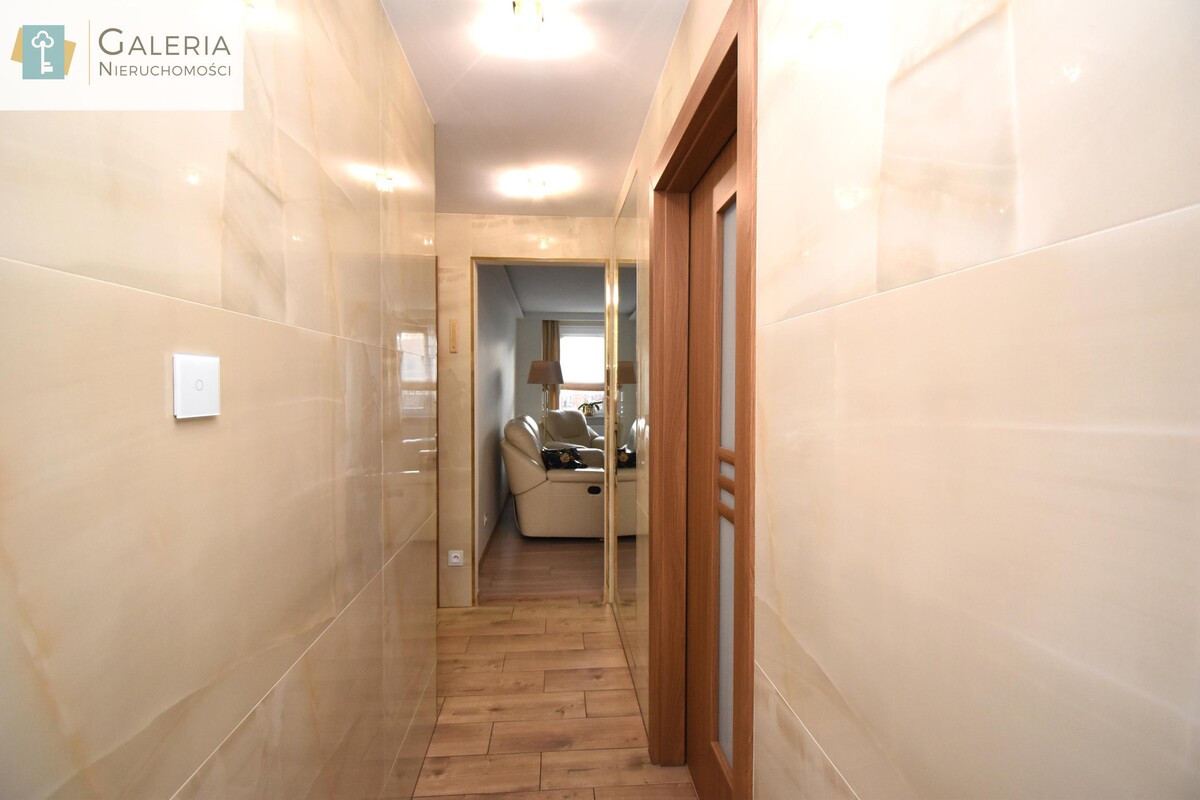 Elbląg GALERIA NIERUCHOMOŚCIZ pasji i miłości do nieruchomościNa sprzedaż: Gotowe do wprowadzenia- 3 pokoje z klimatem