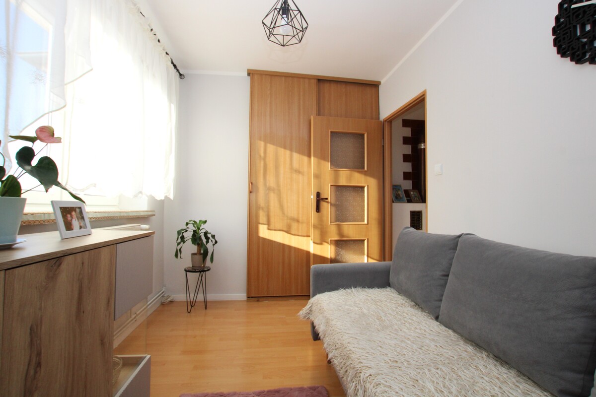 Elbląg NIERUCHOMOŚCI ANNA KRASZEWSKAMieszkanie 3-pokojowe z własnym ogrodem i garażem Łęcze, gm. Tolkmicko, 10