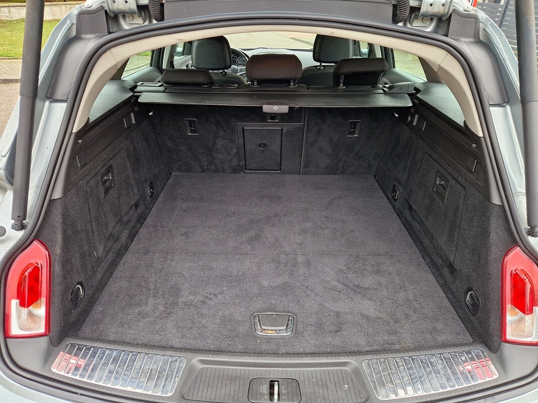 Elbląg Opel InsigniaSilnik : Benzyna 140KM179tys. km Serwis !Zarejestrowany i opłacony!