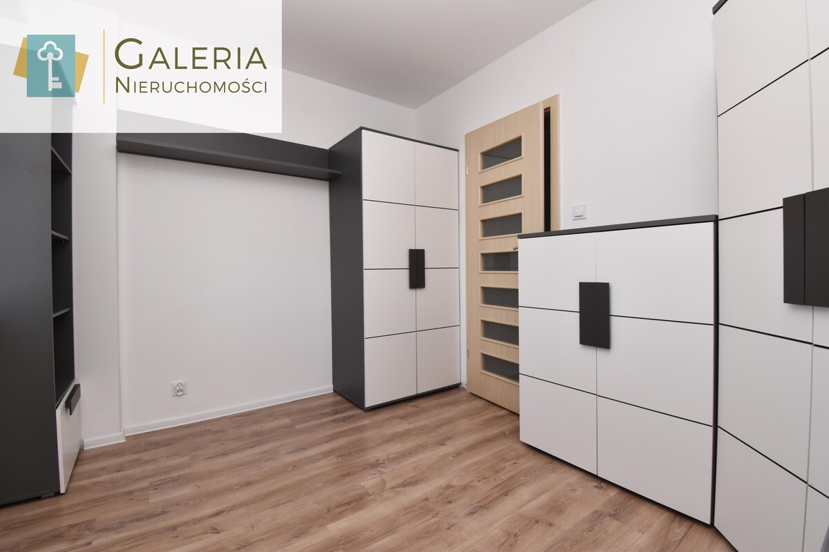 Elbląg GALERIA NIERUCHOMOŚCIZ pasji i miłości do nieruchomościNa sprzedaż: Jasne, przestronne, trzypokojowe mieszkanie