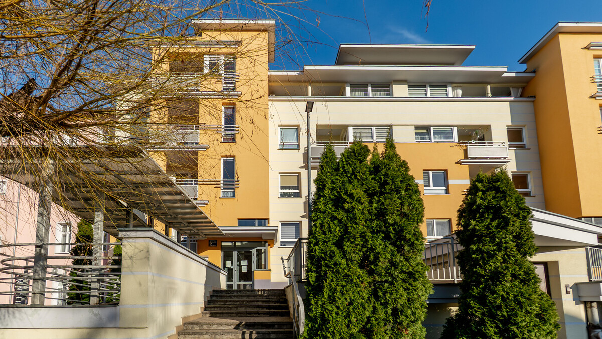 Elbląg TO MY SPRZEDAJEMYNIERUCHOMOŚCI W TYM MIEŚCIEBIURO NIERUCHOMOŚCIAMERICAN HOMEFOR SALE - 2 POKOJE - 3