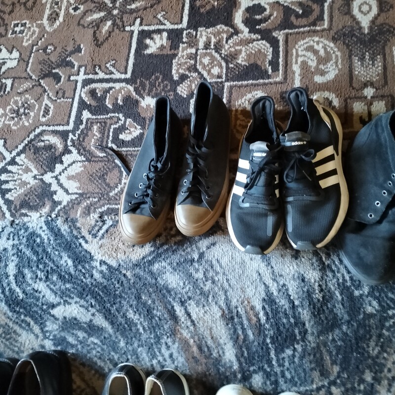 Elbląg Sprzedaję buty damskie kolor beżowy, bardzo miękka skórka, założone 1 raz, w stanie bardzo dobrym, z paragonem