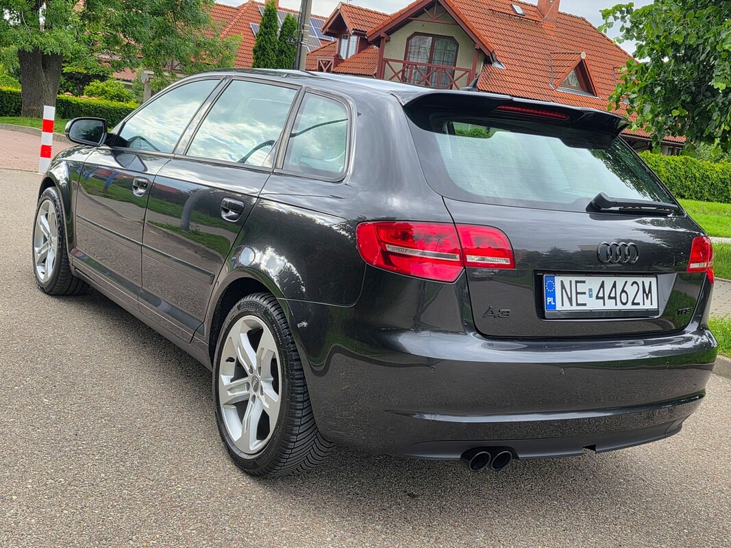 Elbląg Audi A3Silnik :BenzynaFULL Led Bi-xenon NAVI PDCOpłacony-ZarejestrowanyRok produkcji 2012