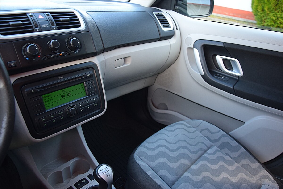 Elbląg SKODA FABIA II LIFT EDITIONSTAN WZOROWY - BENZYNA