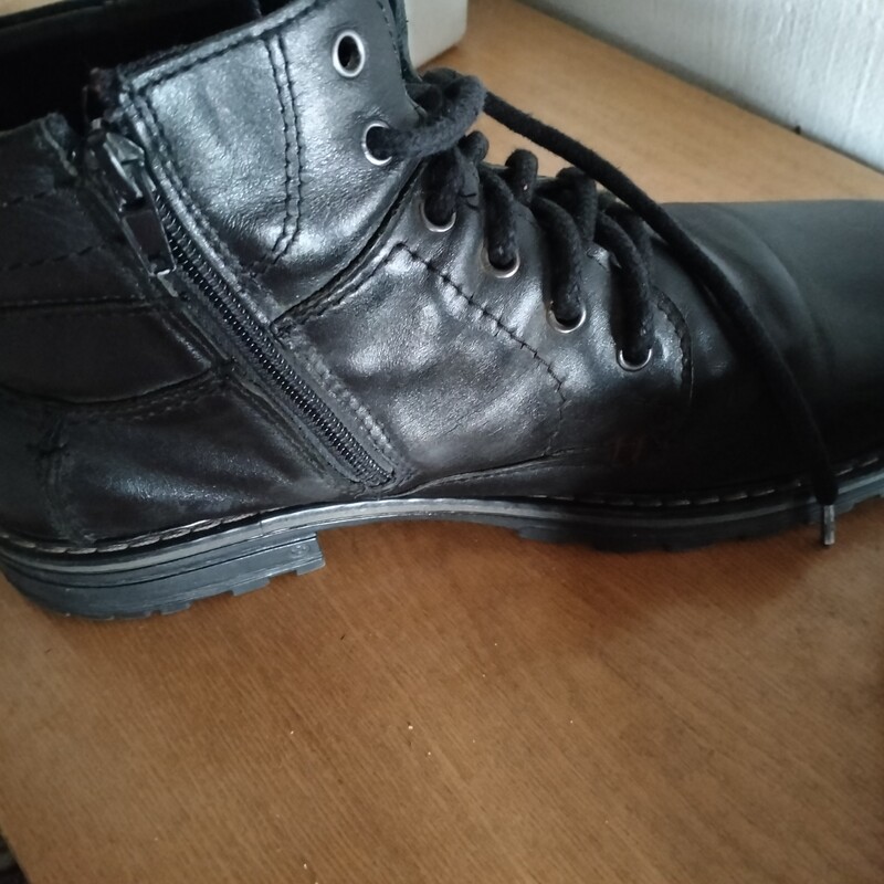 Elbląg Robię wyprzedaż obuwia męskiego nowego i używanego od rozmiaru 41/42,do rozmiaru 44,różne. ..