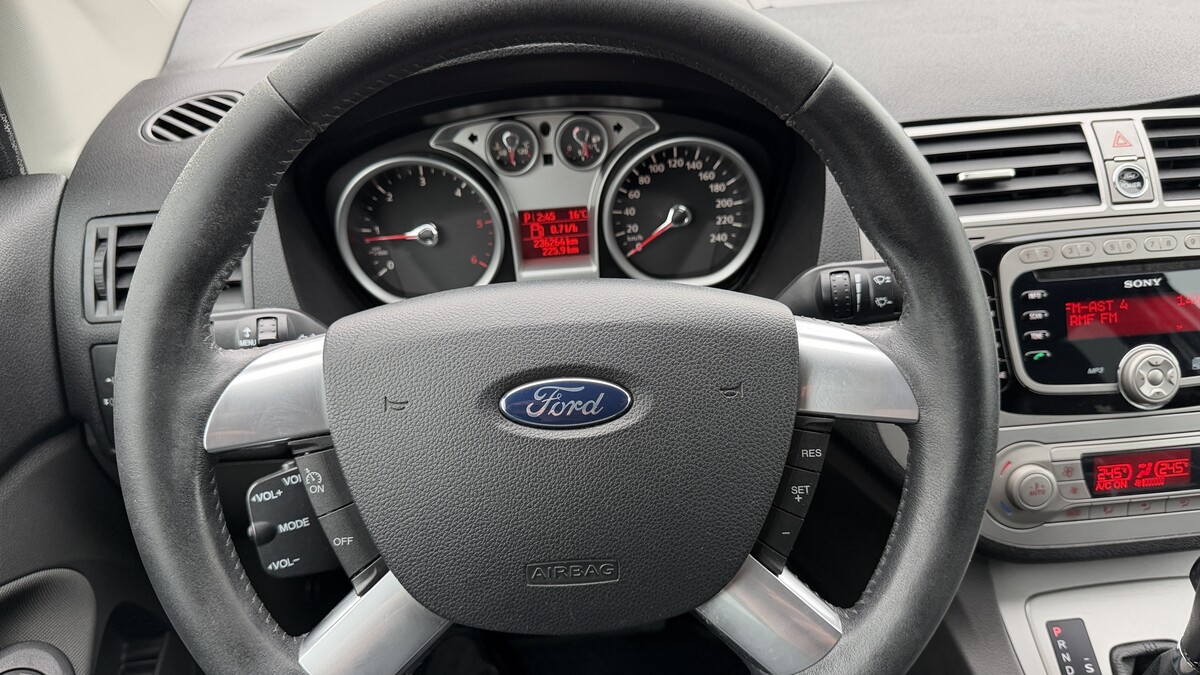 Elbląg Auto Leew LEWANDOWSKI Kupujemy i Sprzedajemy tylko dobre auta Za auta z Polskiego Salonu Płacimy Najwięcej FORD