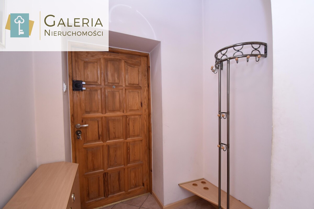 Elbląg GALERIA NIERUCHOMOŚCIZ pasji i miłości do nieruchomościNa sprzedaż: 4 pokoje w centrum Elbląga,