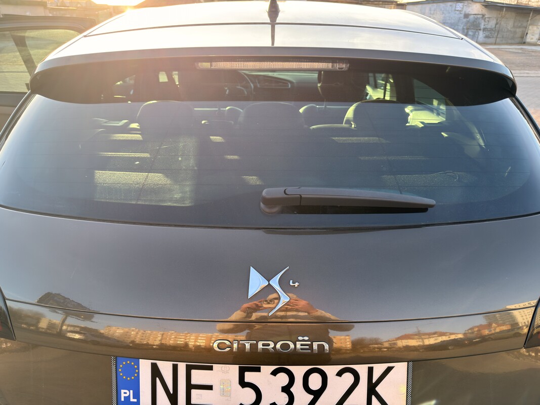 Elbląg Witam, Na sprzedaż mam samochód Citroen DS4 z 2011r. (data pierwszej rejestracji 2012), SoChic w wersji