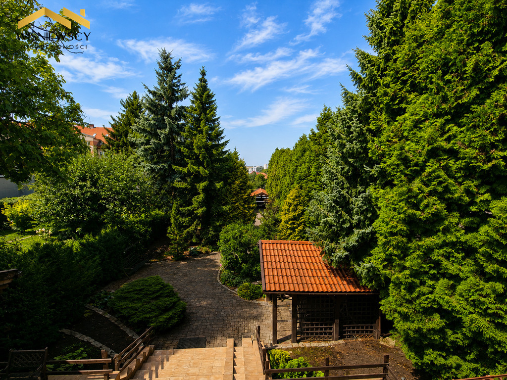 Elbląg WIŚNIEWSCY NIERUCHOMOŚCI Sp. z o.o.Sprzedam dom - Elbląg, Hodowlana. Oferta Na sprzedaż wyjątkowy dom w