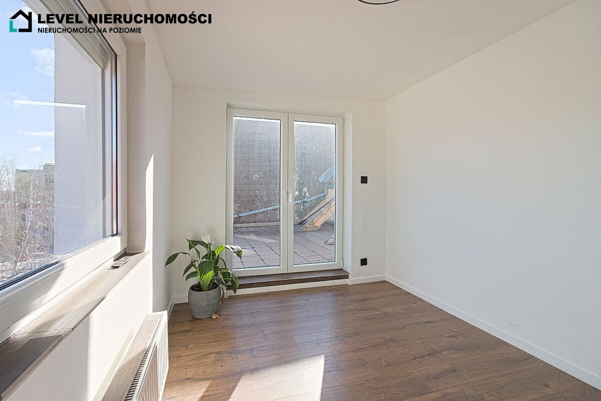 Elbląg LEVEL NIERUCHOMOŚCI Nietuzinkowe mieszkanie z tarasemDwie łazienki, cztery pokojeul. Plac